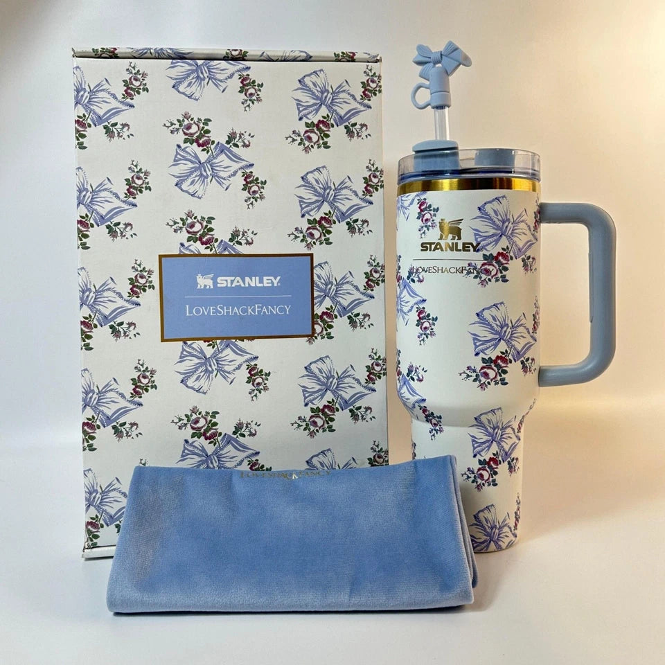 Stanley x LoveShackFancy Quencher H2.0 FlowState Tumbler 40 oz – Holiday Rosa Beaux Blue with Gift Box